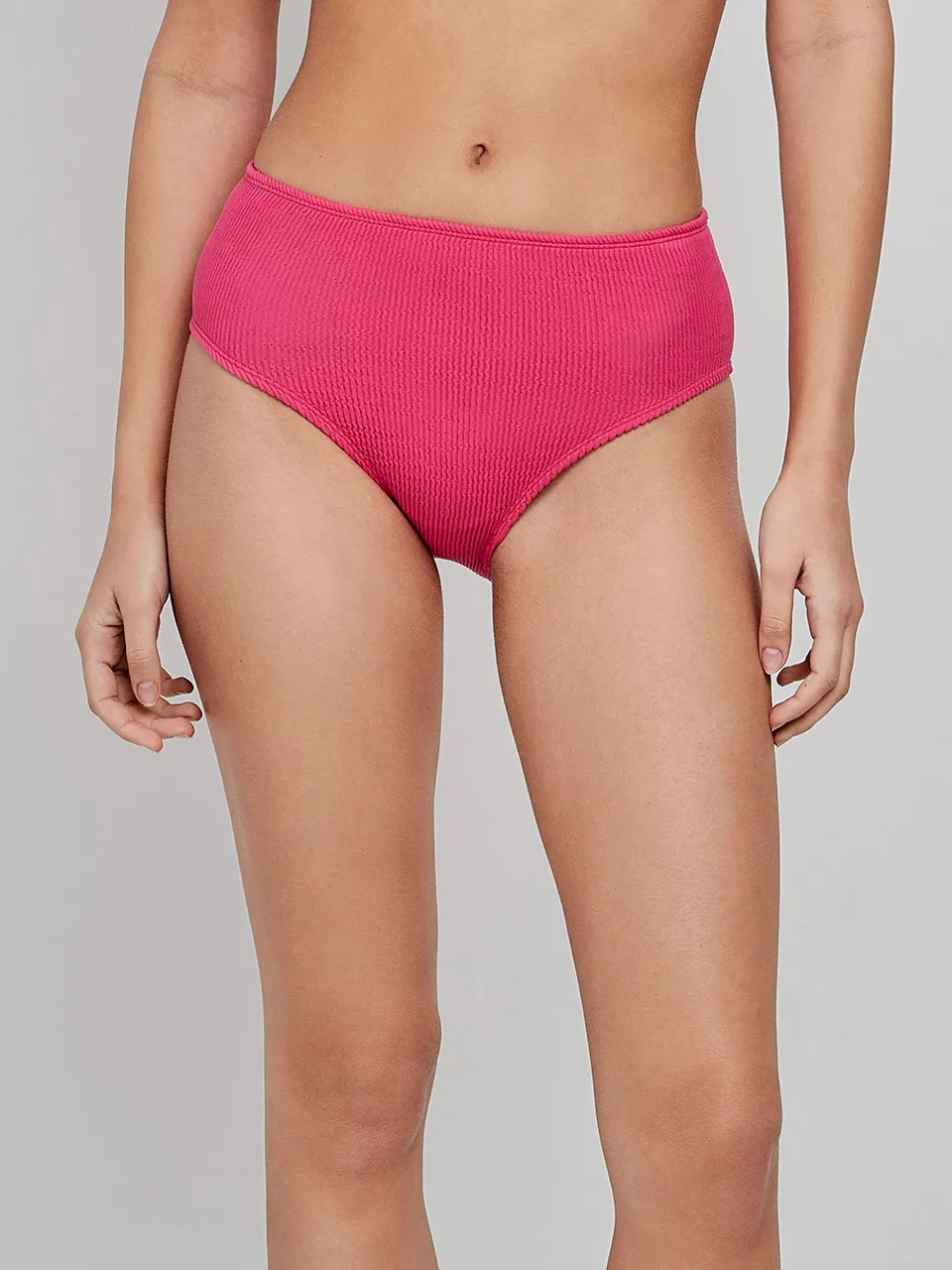 Braga bikini alta talla única en tejido texturizado - Image 3