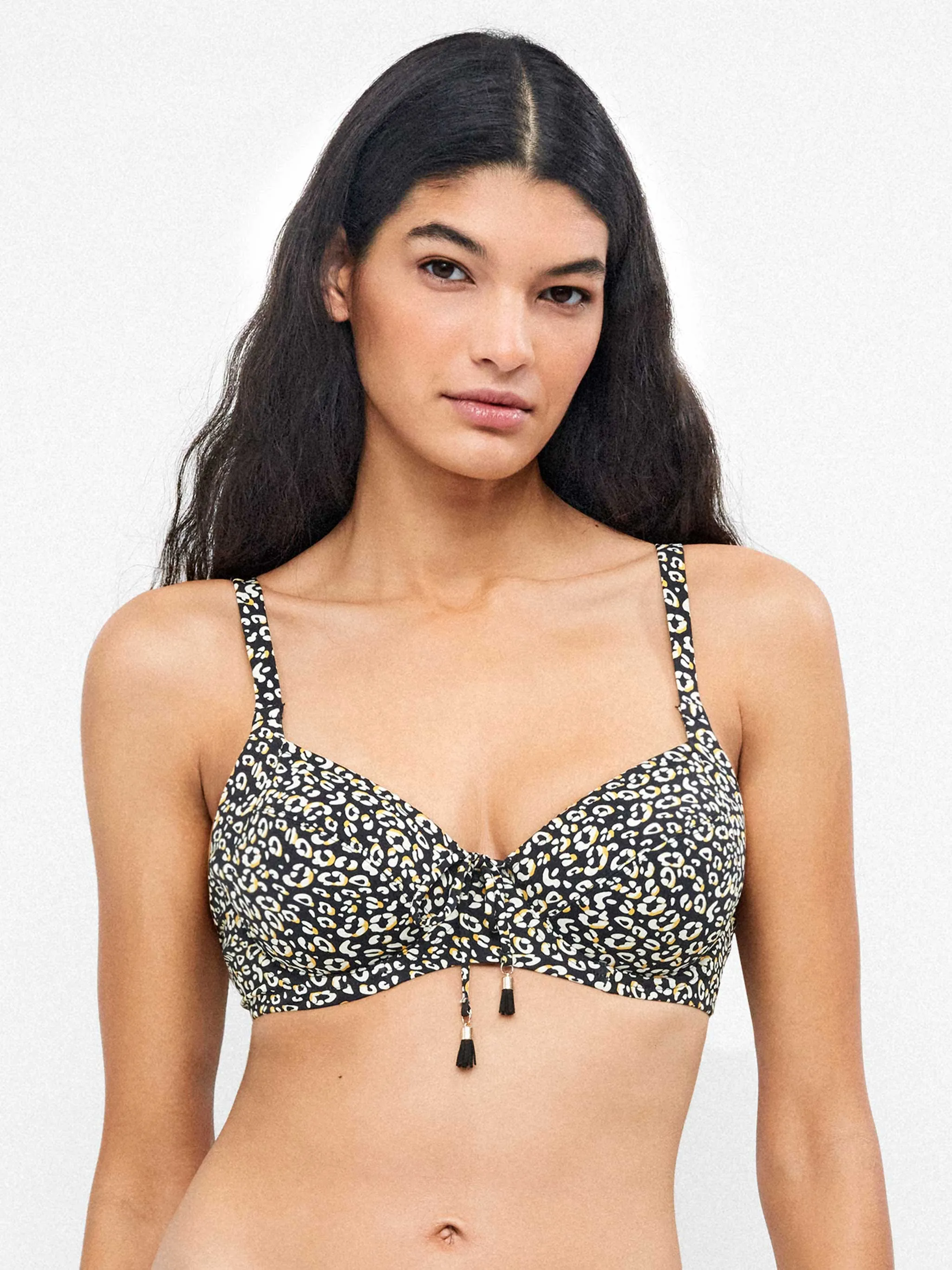 Top bikini capacidad con aro sin foam y ajuste pecho animal print