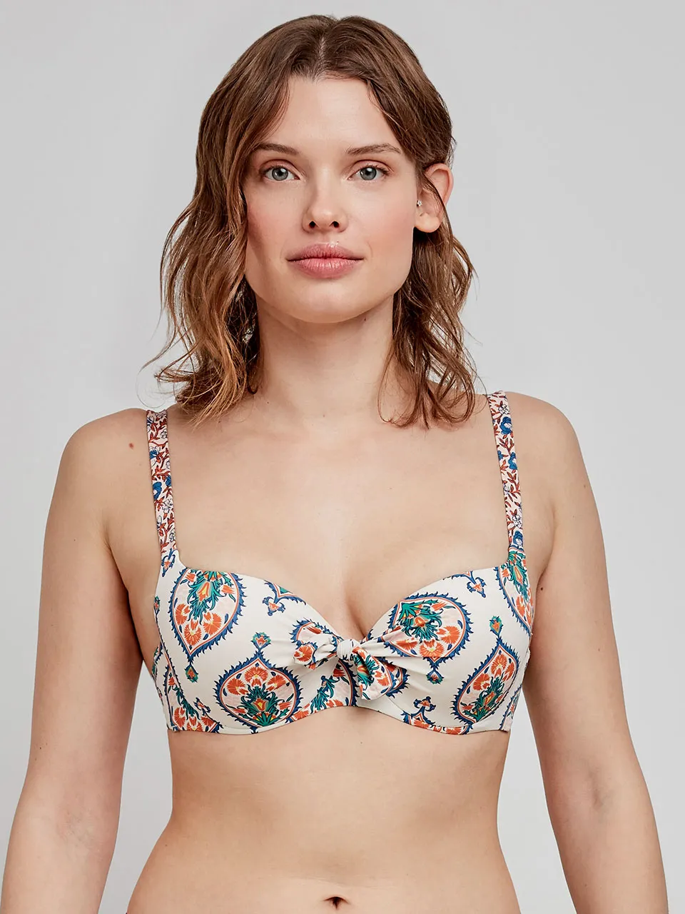 Top bikini capacidad con aro, foam, espalda ajustable y lazo - Image 2